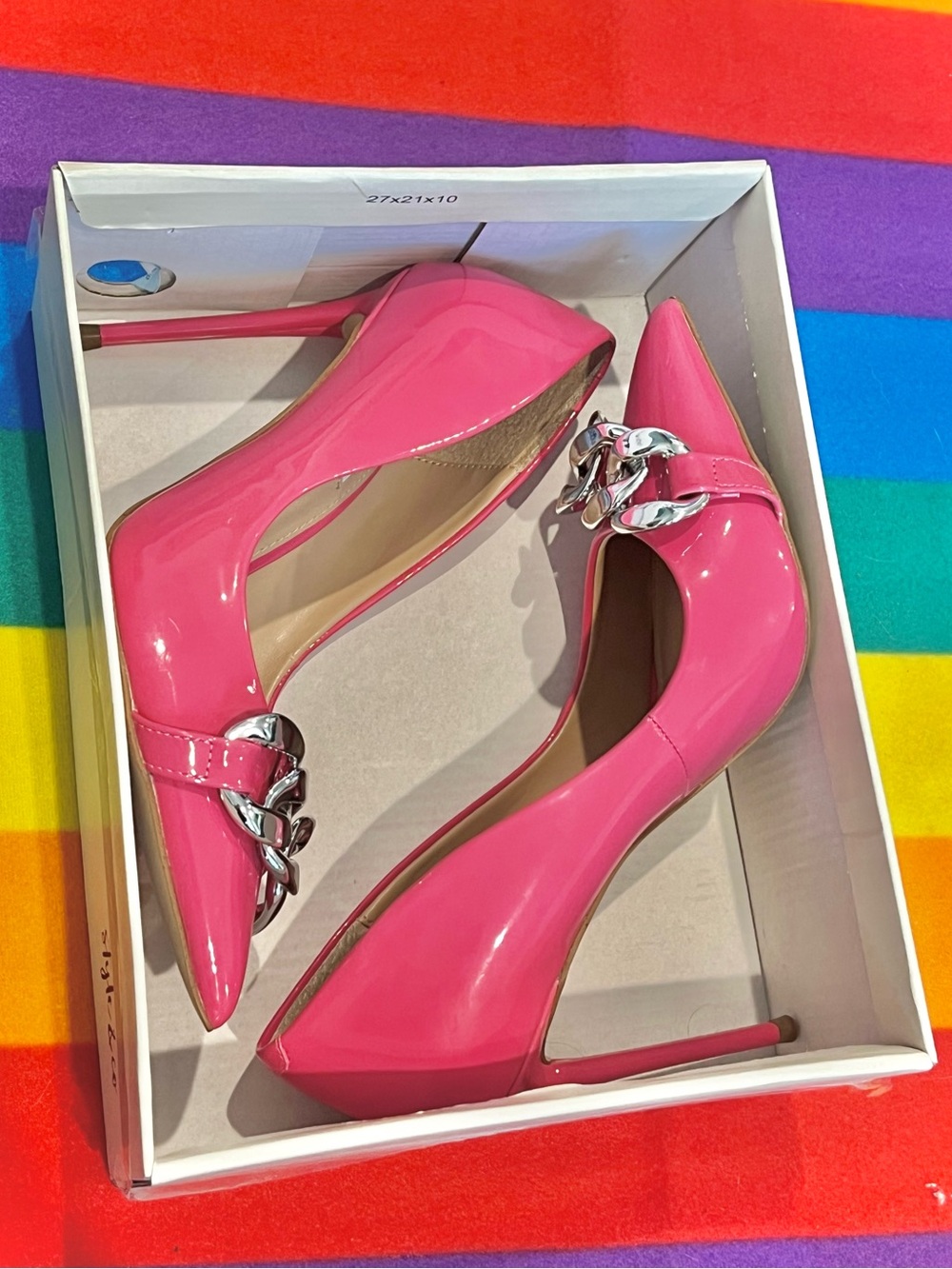 Steve Madden Pink Patent Leather Pointed-Toe Silver Chain Pumps 4 Inch Heel NWOT - Picture 2 of 6